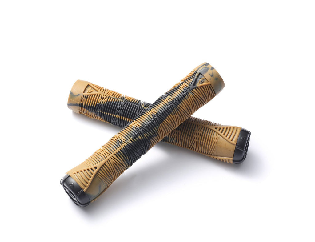 Envy scooter hand grips - gum